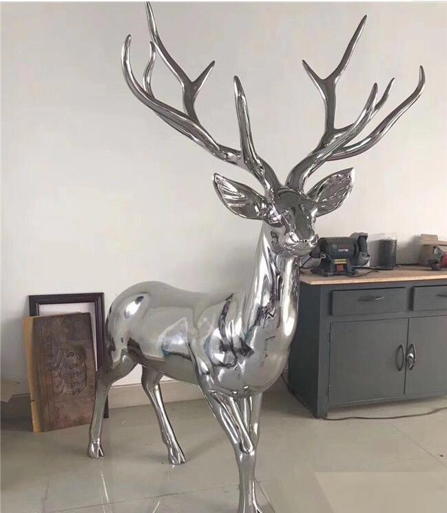 不銹鋼雕塑廠跟您分享不銹鋼雕塑制作過程,你知道不銹鋼雕塑的優缺點嗎？